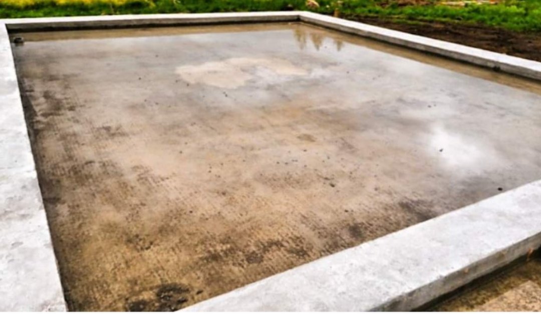 Закончен ленточный фундамент в д. Дроздово